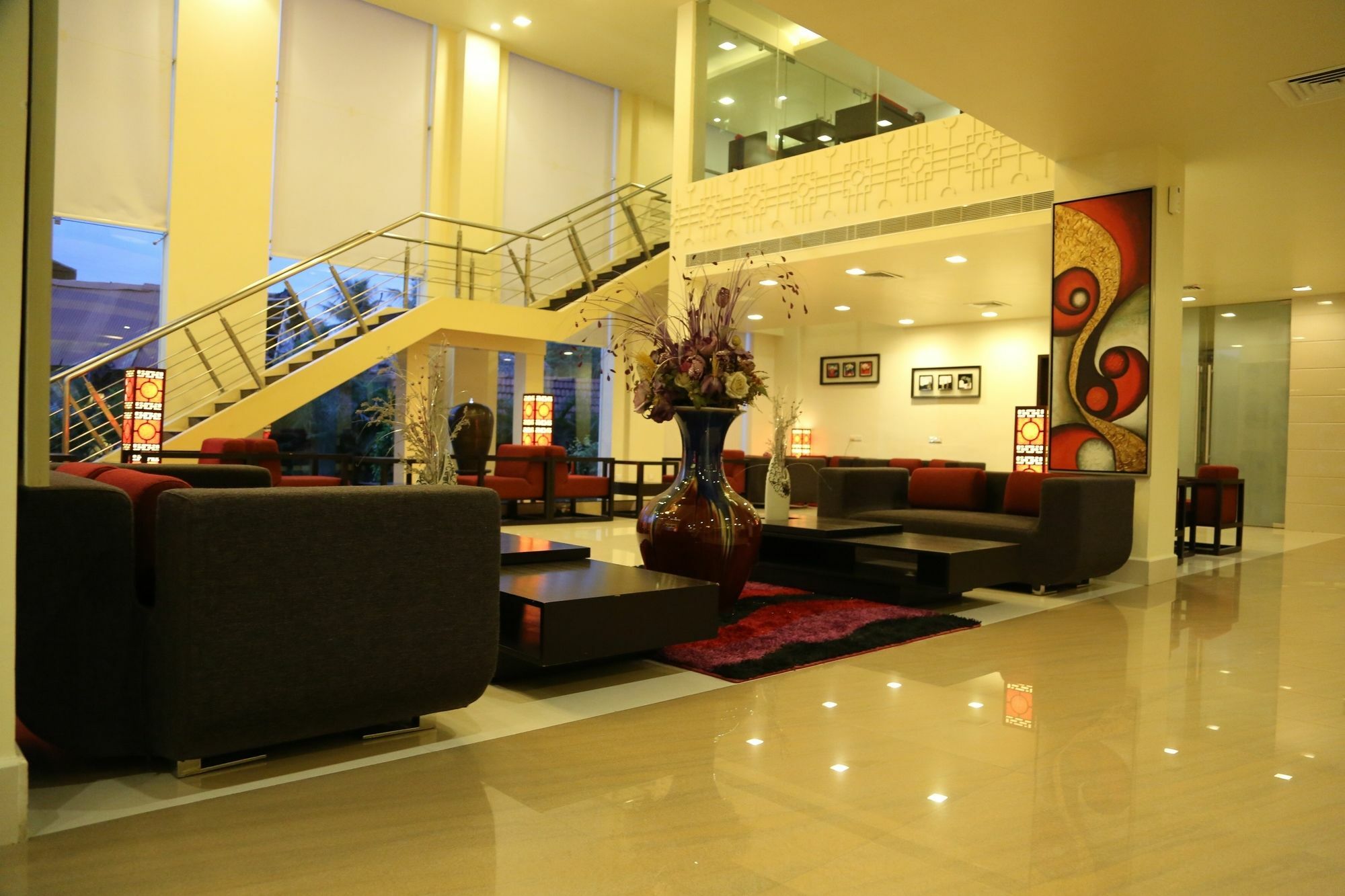Sara Regency Hotel Kumbakonam Ngoại thất bức ảnh