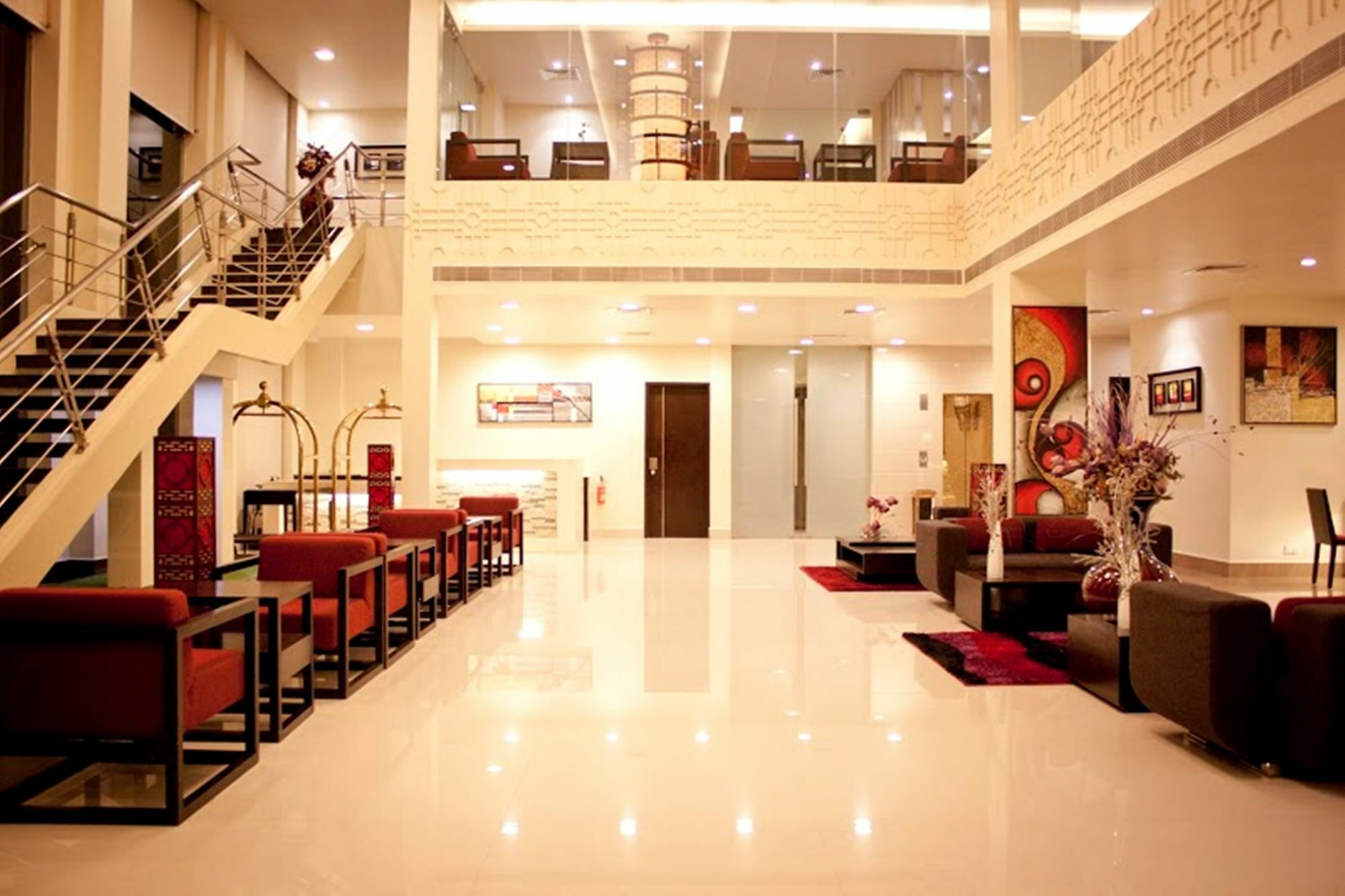Sara Regency Hotel Kumbakonam Ngoại thất bức ảnh
